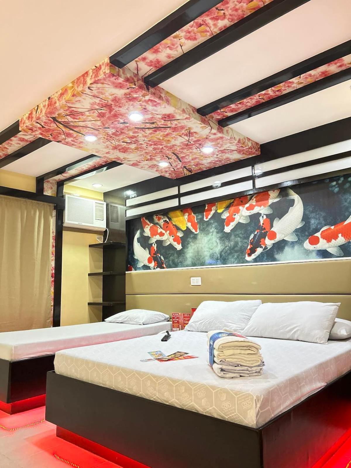 Hotel Sogo Sta Rosa ซานตาโรซา ภายนอก รูปภาพ